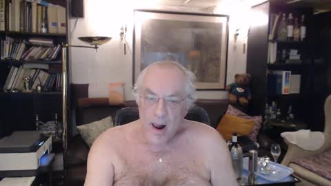 Philippe online show from 01/28/25, 08:47