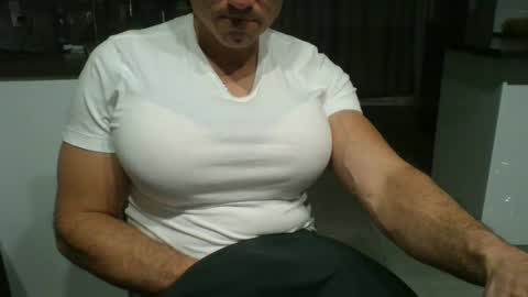 philouuuuu online show from 02/19/26, 02:40