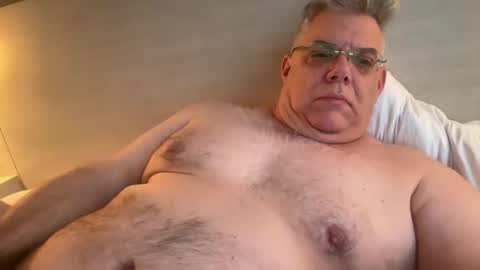 Snapshot of phlpjd chatting on 12/02/25, 12:43 phlpjd online show from 12/02/25, 12:43