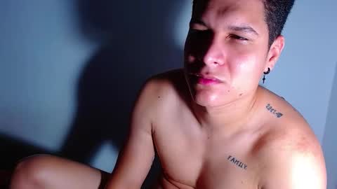 AdnierGnz online show from 12/22/24, 01:00