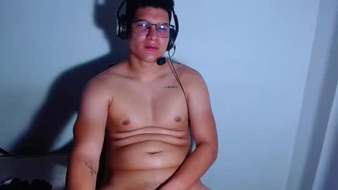 AdnierGnz online show from 01/12/25, 02:52