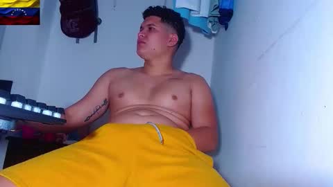 AdnierGnz online show from 01/15/26, 02:10