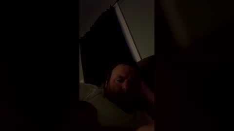 Snapshot of phubbs2882 chatting on 05/21/26, 04:08 phubbs2882 online show from 05/21/26, 04:08