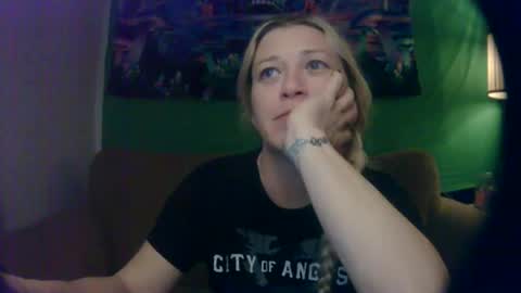 Snapshot of phulaen chatting on 01/24/25, 05:53 Phulaen online show from 01/24/25, 05:53