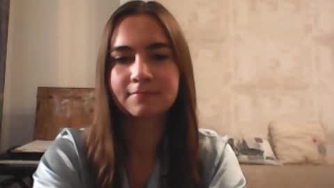 Snapshot of phyllispilkington chatting on 10/07/25, 10:23 Jenny online show from 10/07/25, 10:23