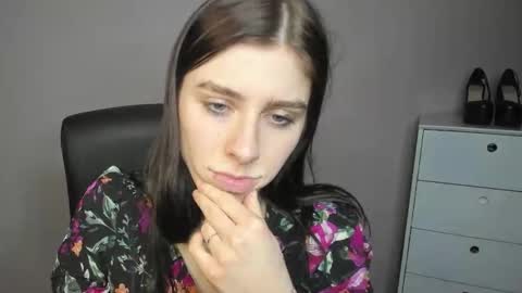 P I A online show from 12/15/25, 02:43