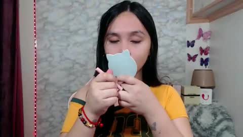 Snapshot of pia_intownx chatting on 06/07/26, 05:16 Ms Pia online show from 06/07/26, 05:16