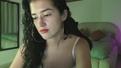 piama_burnss online show from 04/30/26, 11:53