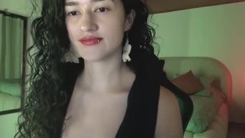 piama_burnss online show from 05/01/26, 11:42