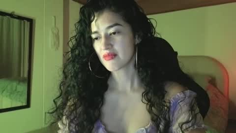 Snapshot of piama_burnss chatting on 05/14/26, 12:06 piama_burnss online show from 05/14/26, 12:06