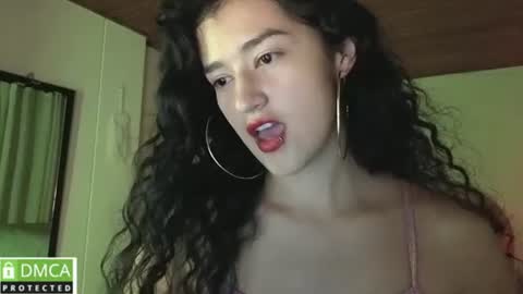 Snapshot of piama_burnss chatting on 06/17/26, 11:49 piama_burnss online show from 06/17/26, 11:49