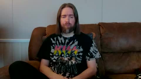 Snapshot of pianoman423 chatting on 12/08/24, 11:19 Jay online show from 12/08/24, 11:19