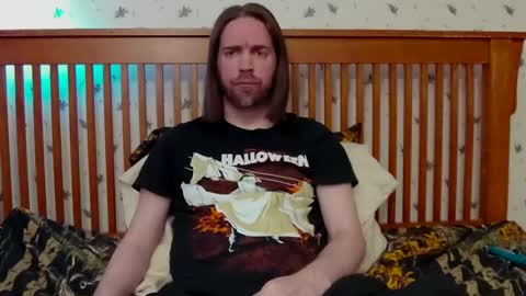 Snapshot of pianoman423 chatting on 01/02/25, 02:13 Jay online show from 01/02/25, 02:13