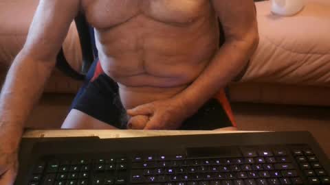 Snapshot of piavola chatting on 07/08/26, 03:44 piavola online show from 07/08/26, 03:44