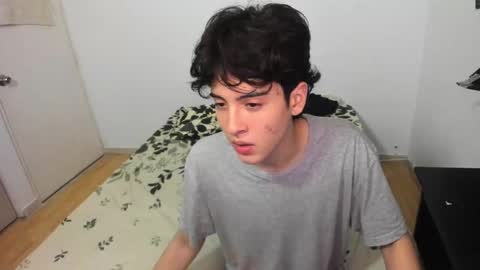 picaszomilos350 online show from 02/24/26, 07:06