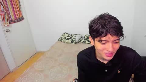 picaszomilos350 online show from 03/10/26, 07:57