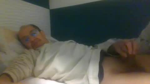 Snapshot of pichoun71 chatting on 01/07/25, 09:03 pichoun71 online show from 01/07/25, 09:03