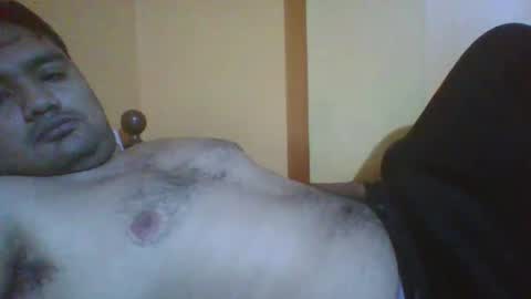 Snapshot of pichulonrenzo chatting on 05/25/26, 11:55 PICHULAMOJADA online show from 05/25/26, 11:55