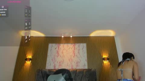 Snapshot of picsis_ chatting on 11/08/25, 12:05 Your virtual goddess Luna online show from 11/08/25, 12:05