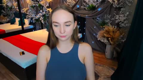 Snapshot of pieceofinspiration chatting on 02/05/25, 04:36 Emelie online show from 02/05/25, 04:36