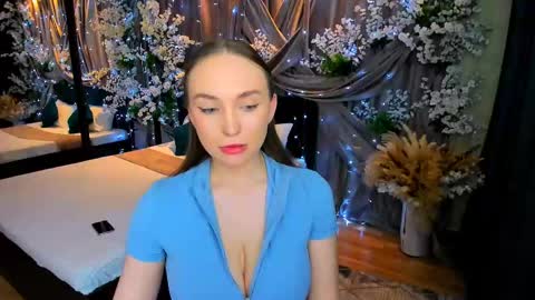 Snapshot of pieceofinspiration chatting on 03/03/25, 10:20 Emelie online show from 03/03/25, 10:20