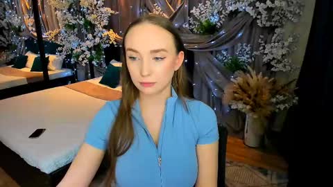 Snapshot of pieceofinspiration chatting on 03/07/25, 07:27 Emelie online show from 03/07/25, 07:27