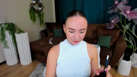 Snapshot of pieceofinspiration chatting on 09/26/25, 01:20 Emelie online show from 09/26/25, 01:20