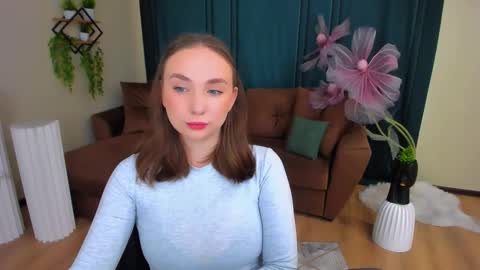 Snapshot of pieceofinspiration chatting on 12/02/25, 10:20 Emelie online show from 12/02/25, 10:20