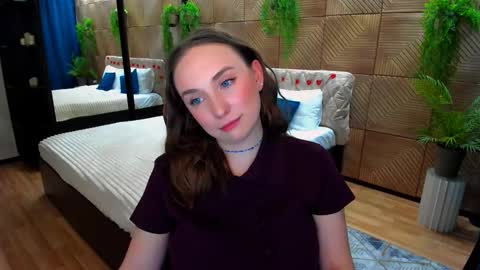 Emelie online show from 02/19/26, 05:31
