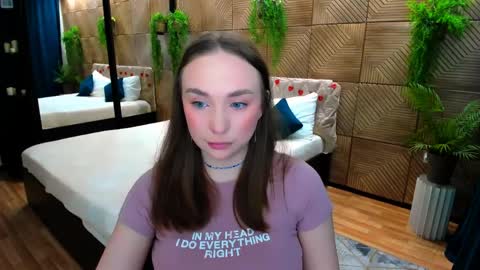 Emelie online show from 04/03/26, 10:13