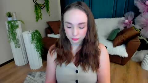 Snapshot of pieceofinspiration chatting on 05/13/26, 10:12 Emelie online show from 05/13/26, 10:12