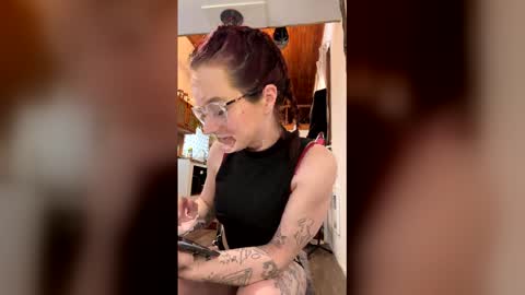piecesxx online show from 05/17/26, 10:17