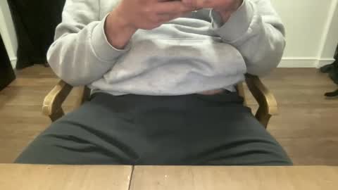 Snapshot of pierced_leather chatting on 01/12/25, 07:00 pierced_leather online show from 01/12/25, 07:00