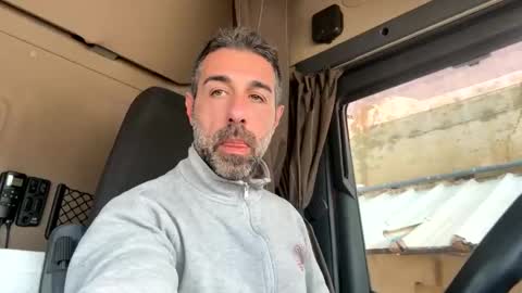 pierotu online show from 01/09/26, 11:35