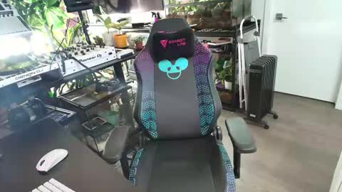 Pierre Fitch online show from 01/18/26, 03:27