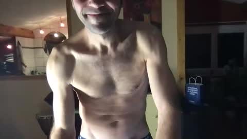 pierrohhh online show from 12/17/25, 09:21