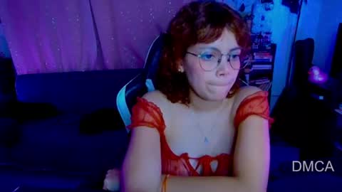 Snapshot of piixiie_d_oll chatting on 06/14/26, 03:52 Andrea G online show from 06/14/26, 03:52