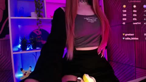 Snapshot of pika_pikaa chatting on 12/10/24, 02:05 Sonya online show from 12/10/24, 02:05