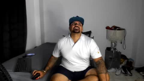 Snapshot of pikoro_gomez chatting on 07/11/26, 10:55 pikoro_gomez online show from 07/11/26, 10:55
