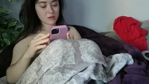 PilloGoddess online show from 05/10/26, 12:05