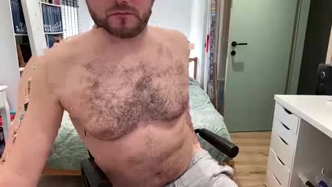 pilou online show from 02/23/26, 12:13