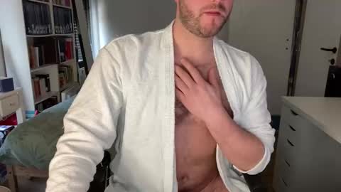 pilou online show from 03/18/26, 12:19