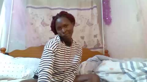 pinah1997 online show from 04/19/26, 07:05