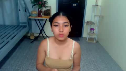 Snapshot of pinay_aangel chatting on 05/25/26, 10:10 pinay_aangel online show from 05/25/26, 10:10