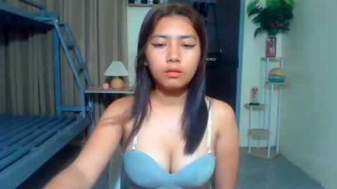 Snapshot of pinay_aangel chatting on 06/13/26, 12:08 pinay_aangel online show from 06/13/26, 12:08