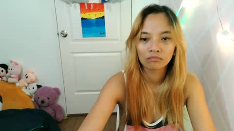 Snapshot of pinay_beauty14 chatting on 02/01/25, 11:48 pinay beauty14 online show from 02/01/25, 11:48