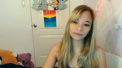 Snapshot of pinay_beauty14 chatting on 02/09/25, 12:17 pinay beauty14 online show from 02/09/25, 12:17