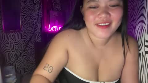 Hot Feb online show from 01/17/26, 03:06