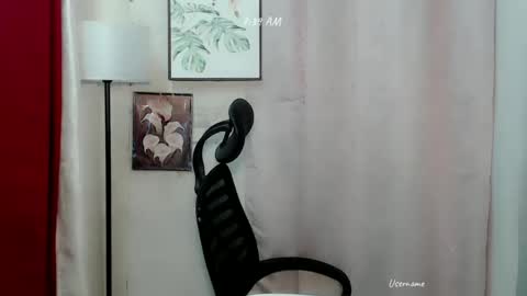 Snapshot of pinay_heart chatting on 01/10/25, 03:37 heart online show from 01/10/25, 03:37