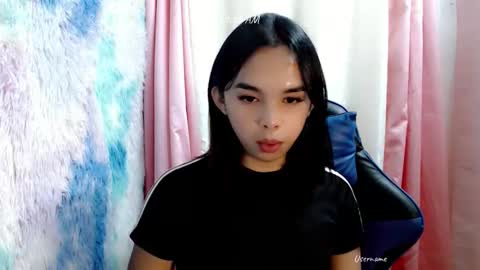 Snapshot of pinay_heart chatting on 05/02/26, 06:02 heart online show from 05/02/26, 06:02